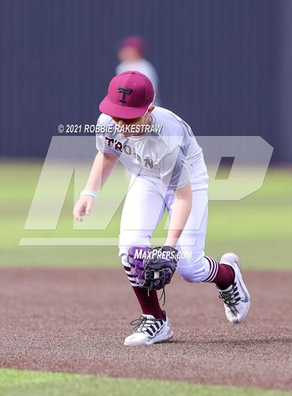 Thumbnail 2 in Malakoff vs. Troy (UIL 3A Quarterfinals) photogallery.