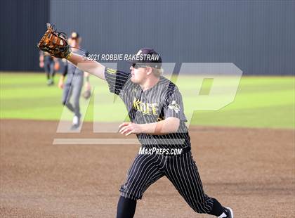 Thumbnail 1 in Malakoff vs. Troy (UIL 3A Quarterfinals) photogallery.