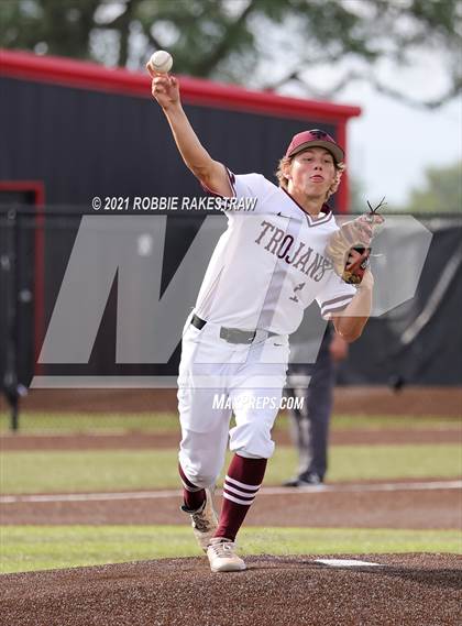 Thumbnail 3 in Malakoff vs. Troy (UIL 3A Quarterfinals) photogallery.