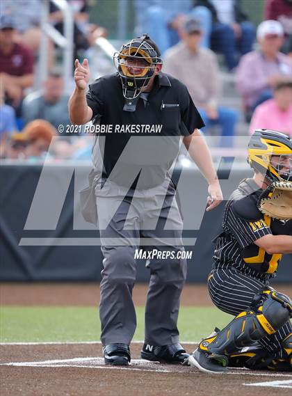 Thumbnail 3 in Malakoff vs. Troy (UIL 3A Quarterfinals) photogallery.
