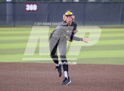 Thumbnail 2 in Malakoff vs. Troy (UIL 3A Quarterfinals) photogallery.