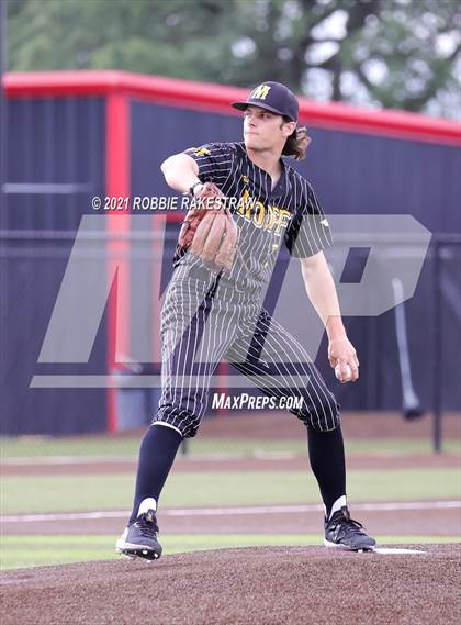 Thumbnail 2 in Malakoff vs. Troy (UIL 3A Quarterfinals) photogallery.