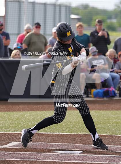 Thumbnail 1 in Malakoff vs. Troy (UIL 3A Quarterfinals) photogallery.