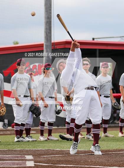 Thumbnail 2 in Malakoff vs. Troy (UIL 3A Quarterfinals) photogallery.