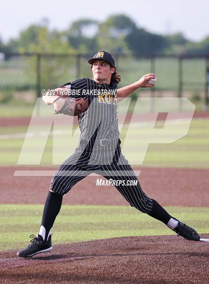 Thumbnail 2 in Malakoff vs. Troy (UIL 3A Quarterfinals) photogallery.