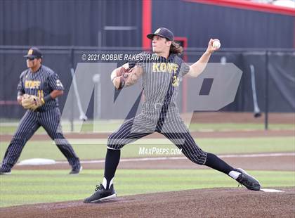 Thumbnail 2 in Malakoff vs. Troy (UIL 3A Quarterfinals) photogallery.