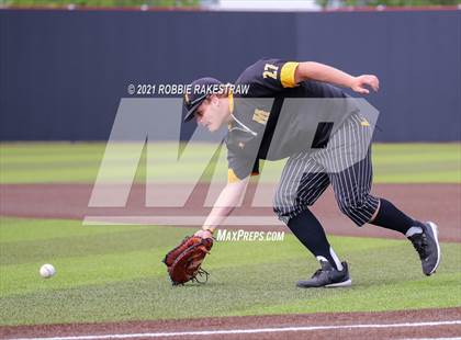 Thumbnail 3 in Malakoff vs. Troy (UIL 3A Quarterfinals) photogallery.