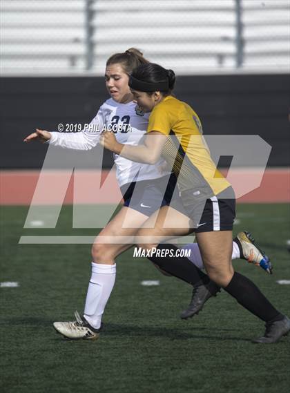 Thumbnail 2 in Cabrillo vs. Calvary Chapel (Best of the West Tournament) photogallery.