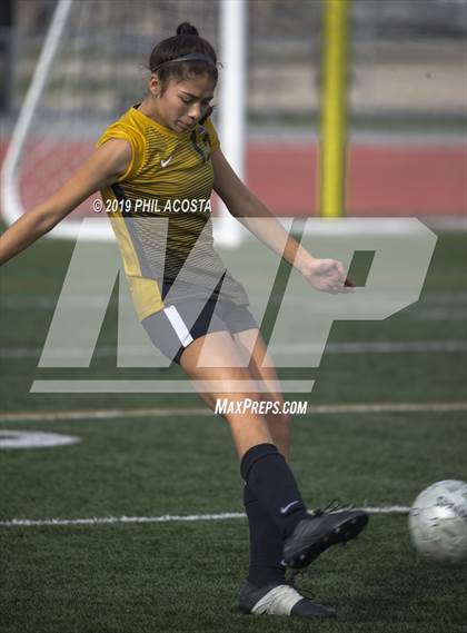 Thumbnail 2 in Cabrillo vs. Calvary Chapel (Best of the West Tournament) photogallery.