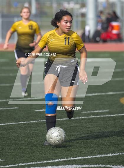 Thumbnail 3 in Cabrillo vs. Calvary Chapel (Best of the West Tournament) photogallery.