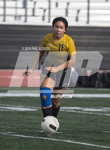 Thumbnail 3 in Cabrillo vs. Calvary Chapel (Best of the West Tournament) photogallery.