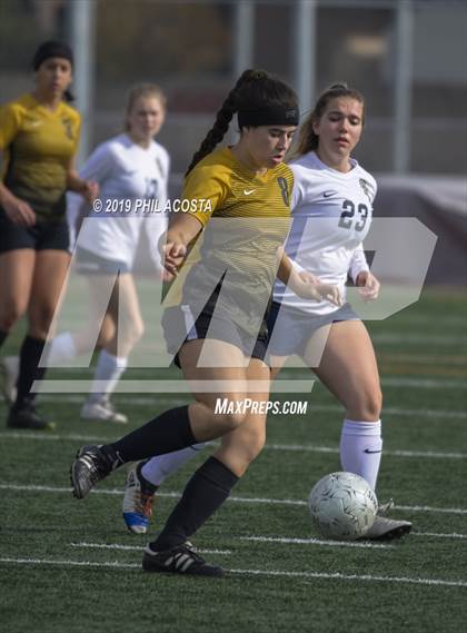Thumbnail 3 in Cabrillo vs. Calvary Chapel (Best of the West Tournament) photogallery.