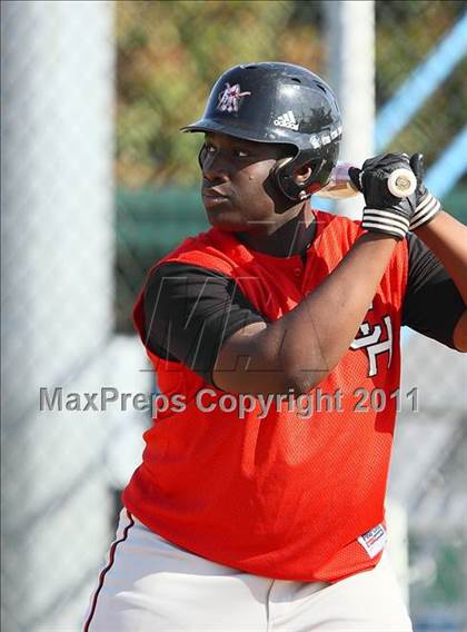 Thumbnail 1 in Mesquite vs. Cedar Hill ( Grand Prairie Classic ) photogallery.