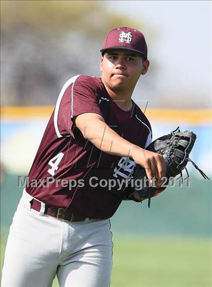 Thumbnail 3 in Mesquite vs. Cedar Hill ( Grand Prairie Classic ) photogallery.