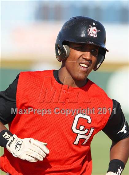 Thumbnail 3 in Mesquite vs. Cedar Hill ( Grand Prairie Classic ) photogallery.