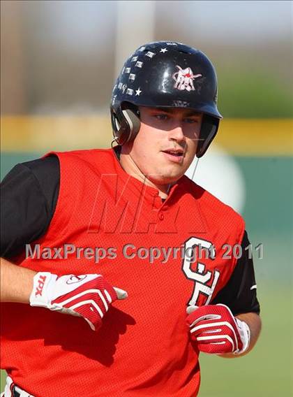 Thumbnail 1 in Mesquite vs. Cedar Hill ( Grand Prairie Classic ) photogallery.