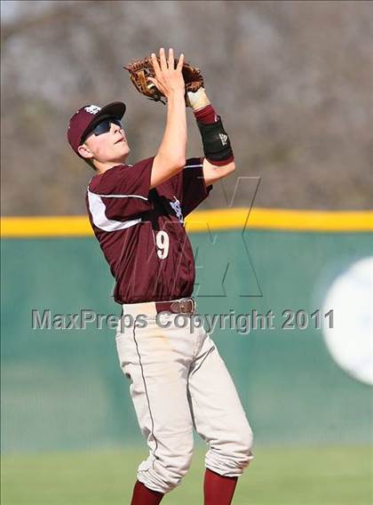 Thumbnail 1 in Mesquite vs. Cedar Hill ( Grand Prairie Classic ) photogallery.