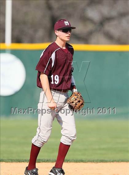 Thumbnail 2 in Mesquite vs. Cedar Hill ( Grand Prairie Classic ) photogallery.
