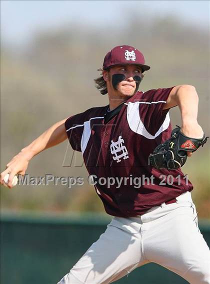 Thumbnail 2 in Mesquite vs. Cedar Hill ( Grand Prairie Classic ) photogallery.