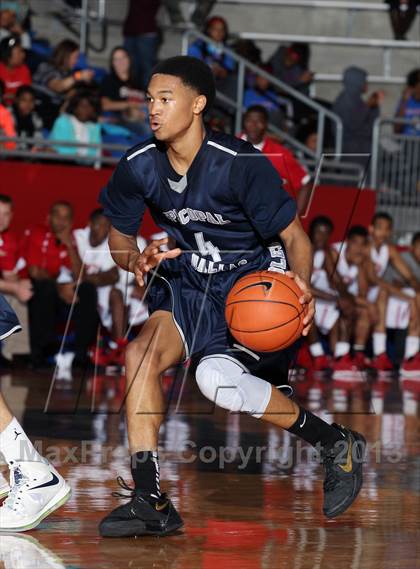 Thumbnail 3 in South Grand Prairie vs. Episcopal School of Dallas (Thanksgiving Hoopfest) photogallery.