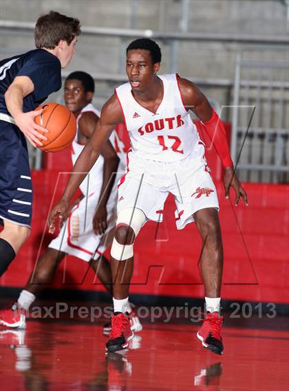Thumbnail 3 in South Grand Prairie vs. Episcopal School of Dallas (Thanksgiving Hoopfest) photogallery.