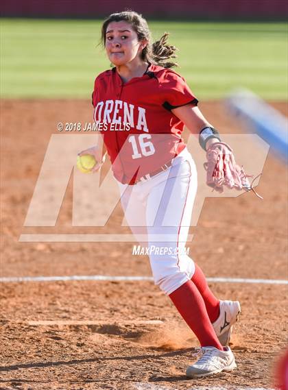Thumbnail 1 in Lorena vs. West  photogallery.