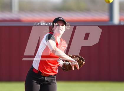 Thumbnail 1 in Lorena vs. West  photogallery.