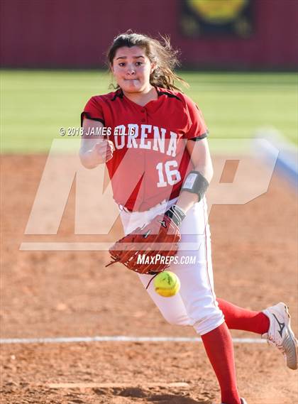 Thumbnail 3 in Lorena vs. West  photogallery.
