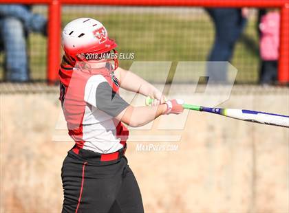 Thumbnail 2 in Lorena vs. West  photogallery.