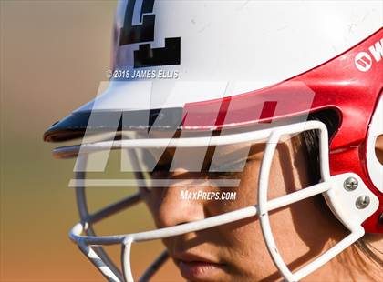 Thumbnail 1 in Lorena vs. West  photogallery.