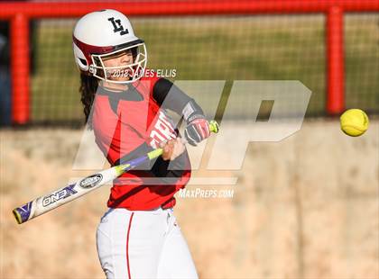 Thumbnail 2 in Lorena vs. West  photogallery.