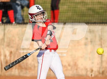 Thumbnail 3 in Lorena vs. West  photogallery.