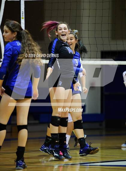 Thumbnail 3 in Frontier vs Bullard (CIF CS 1st Round) photogallery.