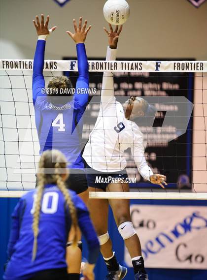 Thumbnail 1 in Frontier vs Bullard (CIF CS 1st Round) photogallery.