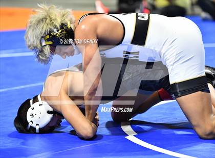 Thumbnail 1 in UIL State Championships - 5A 138lb Final photogallery.