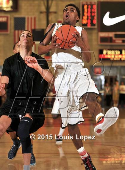 Thumbnail 2 in Chino Hills vs. Westchester (Nike Extravaganza) photogallery.