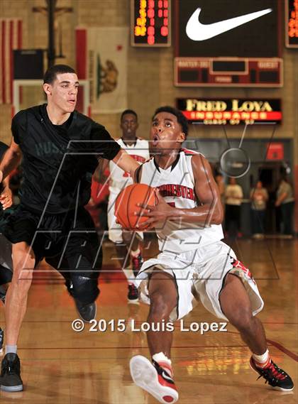 Thumbnail 1 in Chino Hills vs. Westchester (Nike Extravaganza) photogallery.