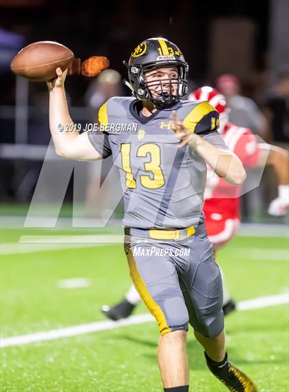 Thumbnail 2 in St. Frances Academy vs. Mater Dei (Trinity League vs. USA Showcase) photogallery.