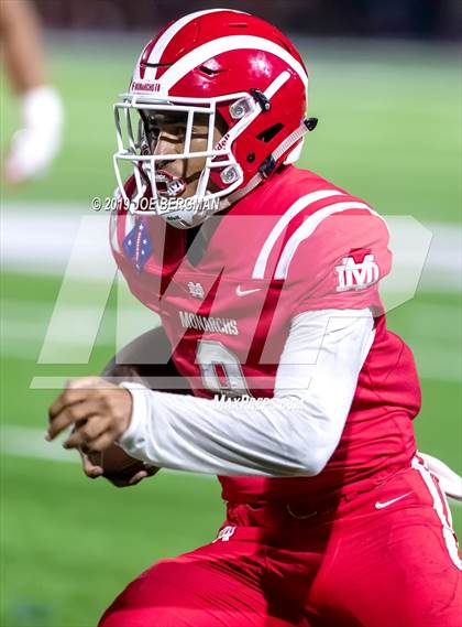 Thumbnail 3 in St. Frances Academy vs. Mater Dei (Trinity League vs. USA Showcase) photogallery.