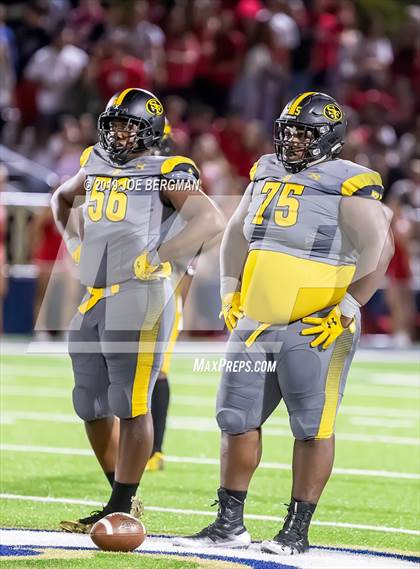 Thumbnail 3 in St. Frances Academy vs. Mater Dei (Trinity League vs. USA Showcase) photogallery.