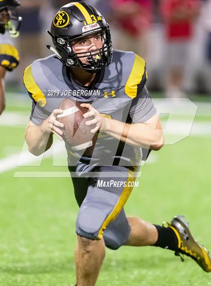 Thumbnail 3 in St. Frances Academy vs. Mater Dei (Trinity League vs. USA Showcase) photogallery.