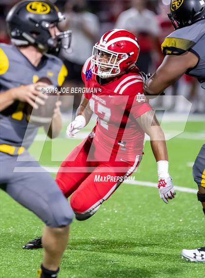 Thumbnail 3 in St. Frances Academy vs. Mater Dei (Trinity League vs. USA Showcase) photogallery.
