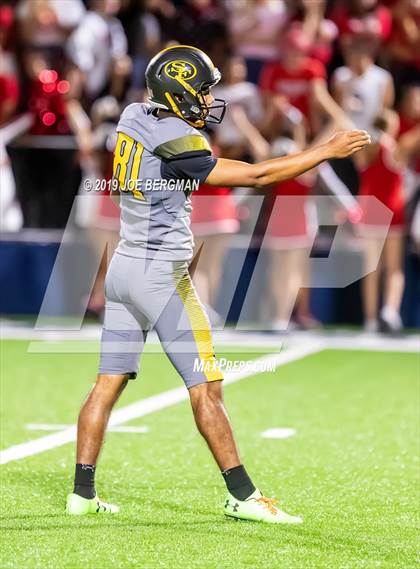 Thumbnail 3 in St. Frances Academy vs. Mater Dei (Trinity League vs. USA Showcase) photogallery.