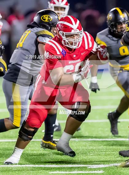 Thumbnail 1 in St. Frances Academy vs. Mater Dei (Trinity League vs. USA Showcase) photogallery.