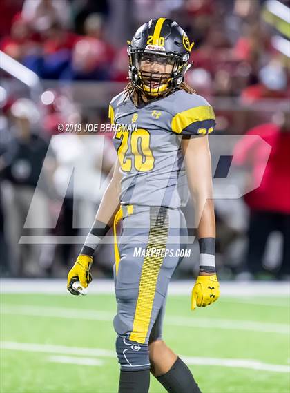 Thumbnail 1 in St. Frances Academy vs. Mater Dei (Trinity League vs. USA Showcase) photogallery.