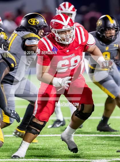Thumbnail 3 in St. Frances Academy vs. Mater Dei (Trinity League vs. USA Showcase) photogallery.