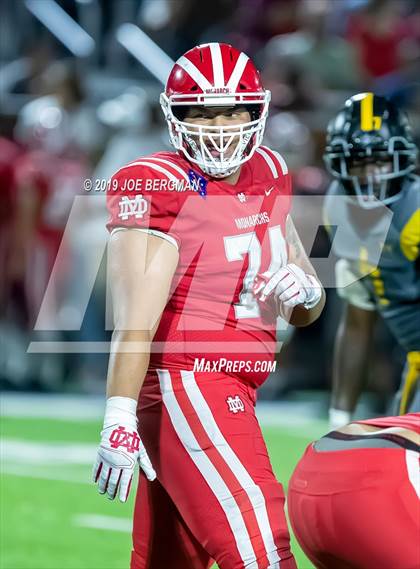Thumbnail 2 in St. Frances Academy vs. Mater Dei (Trinity League vs. USA Showcase) photogallery.