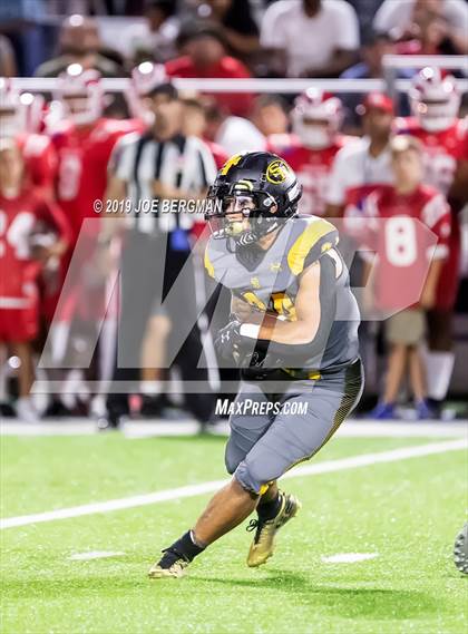 Thumbnail 1 in St. Frances Academy vs. Mater Dei (Trinity League vs. USA Showcase) photogallery.