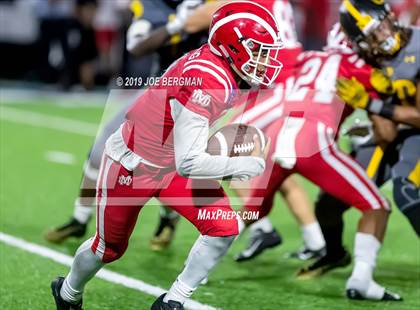 Thumbnail 2 in St. Frances Academy vs. Mater Dei (Trinity League vs. USA Showcase) photogallery.