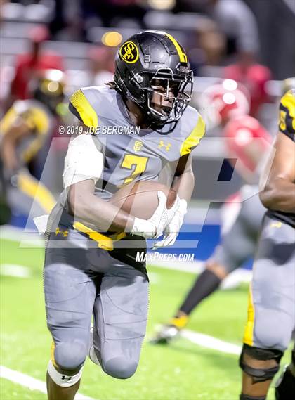 Thumbnail 3 in St. Frances Academy vs. Mater Dei (Trinity League vs. USA Showcase) photogallery.